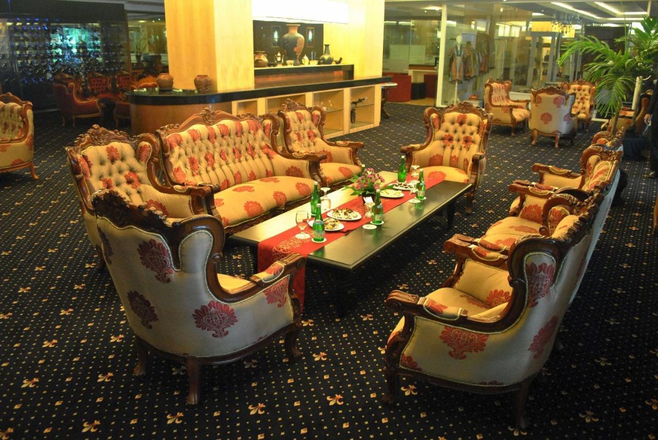 Bumi Senyiur Hotel Samarinda Dış mekan fotoğraf