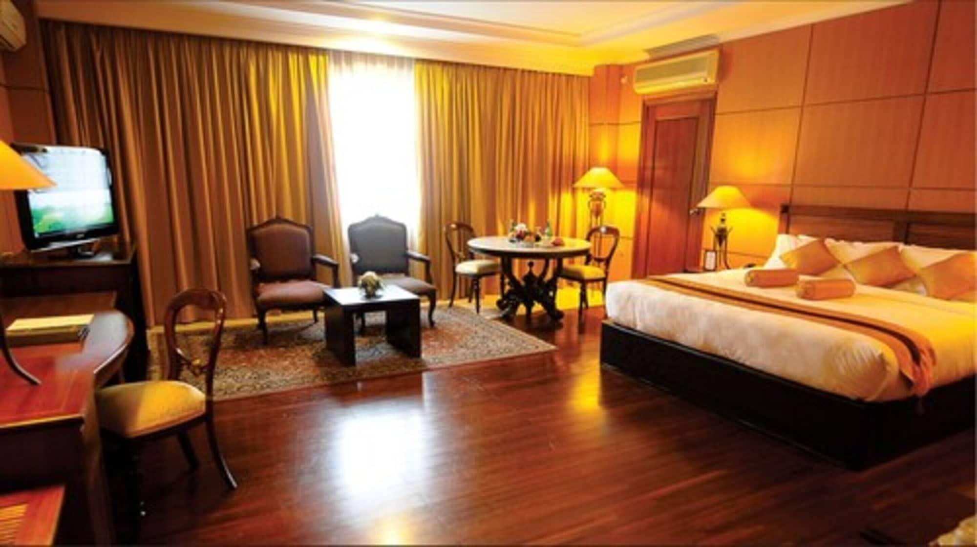 Bumi Senyiur Hotel Samarinda Dış mekan fotoğraf