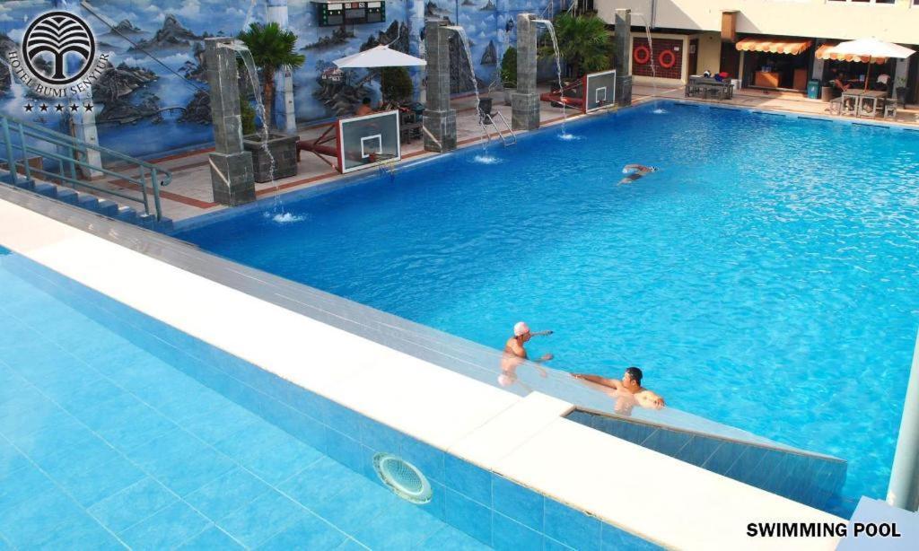 Bumi Senyiur Hotel Samarinda Dış mekan fotoğraf