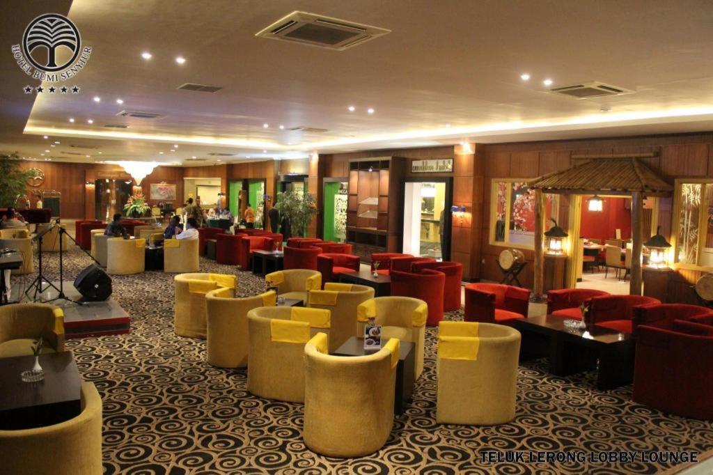 Bumi Senyiur Hotel Samarinda Dış mekan fotoğraf