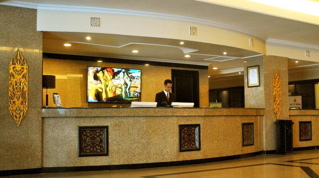 Bumi Senyiur Hotel Samarinda Dış mekan fotoğraf